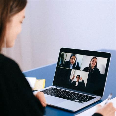Online meeting services